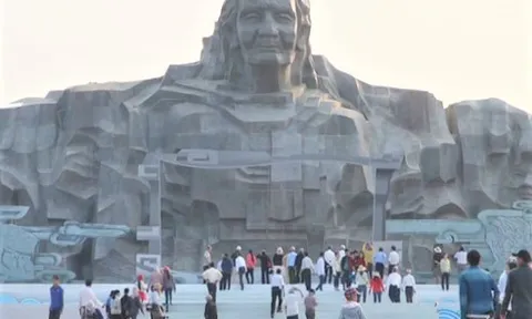 Về thăm quê hương huyền thoại Mẹ Việt Nam Anh hùng!