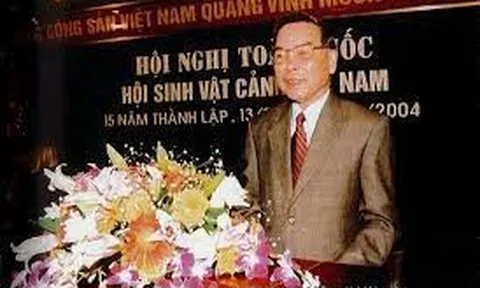 Nguyên Thủ tướng Phan Văn Khải với ngành Sinh vật cảnh